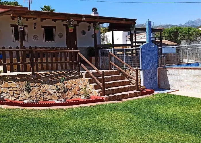 Casa Cecilio 度假居 内尔哈